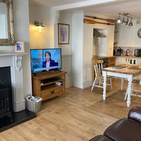 Beautiful Seaside One Bedroom Apartment Shaldon Bagian luar foto