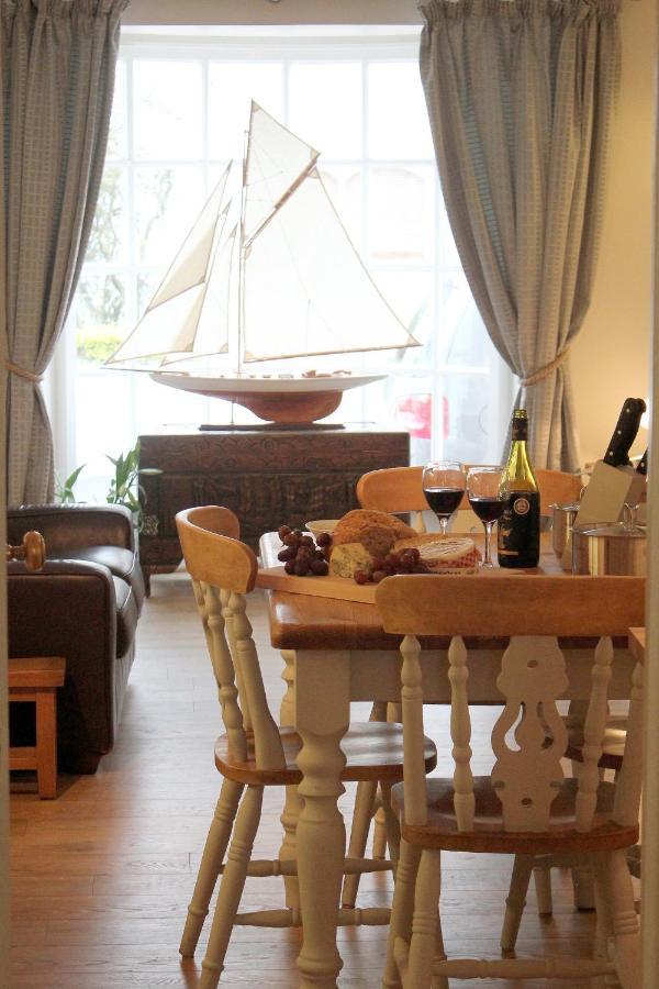 Beautiful Seaside One Bedroom Apartment Shaldon Bagian luar foto